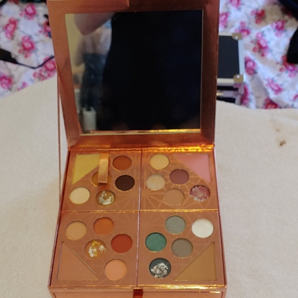 Gift and glam collectors set. NEW - Picture 3 of 7